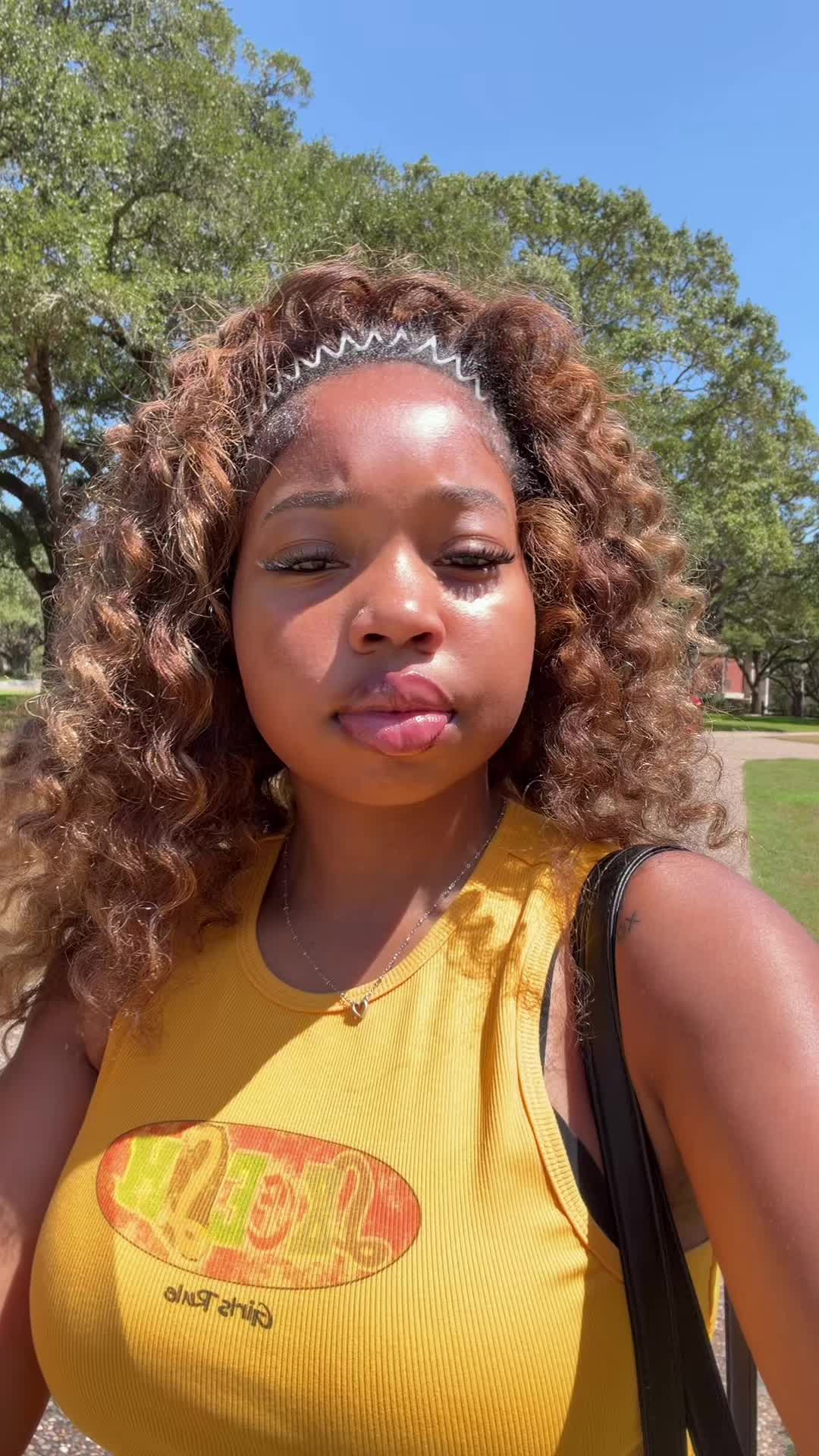 @msbabydoll_