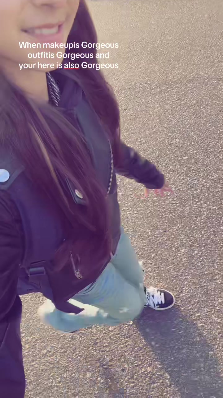 @inst:Mrs_Smith_Daria