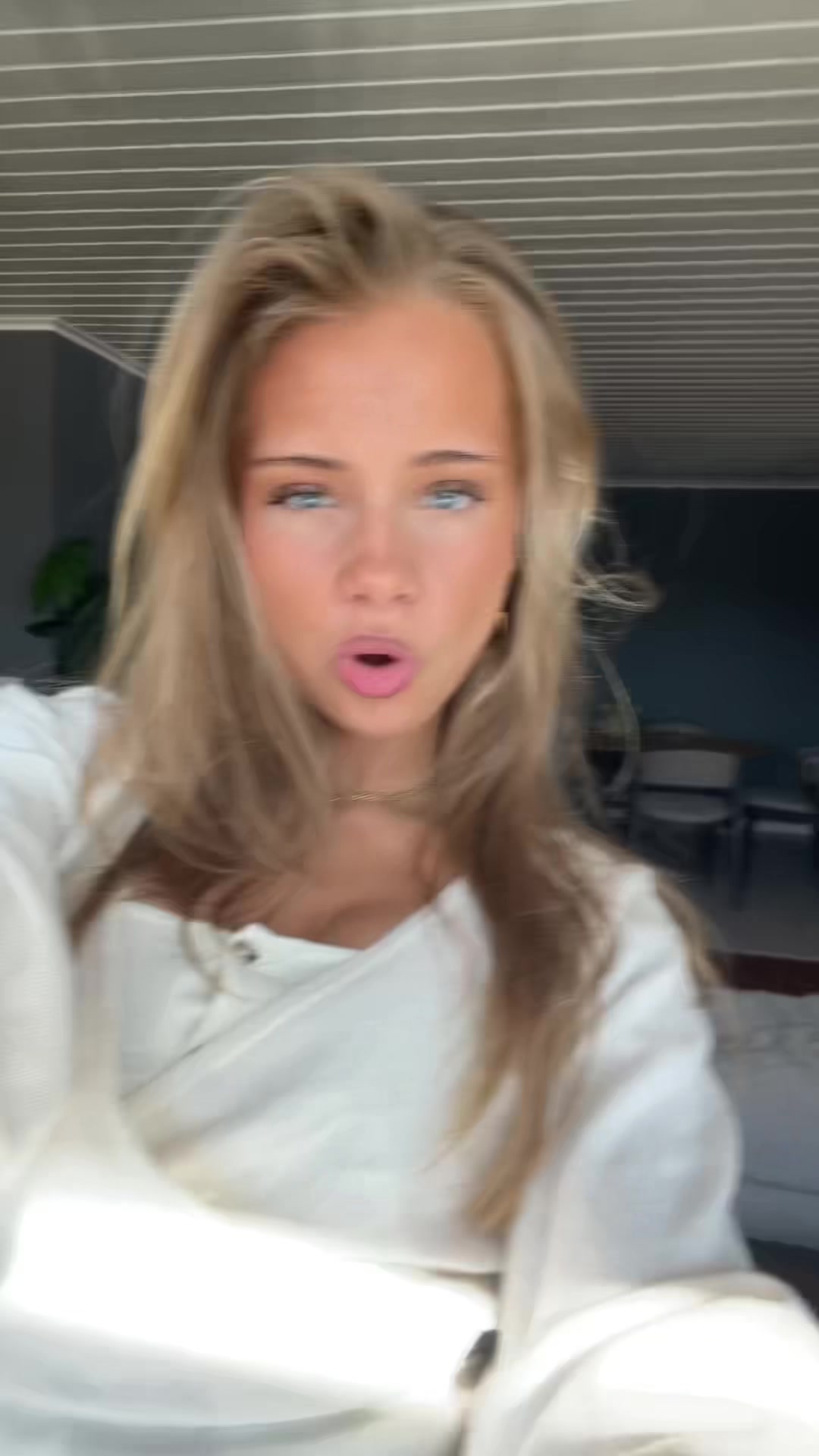 @Corneliaaa