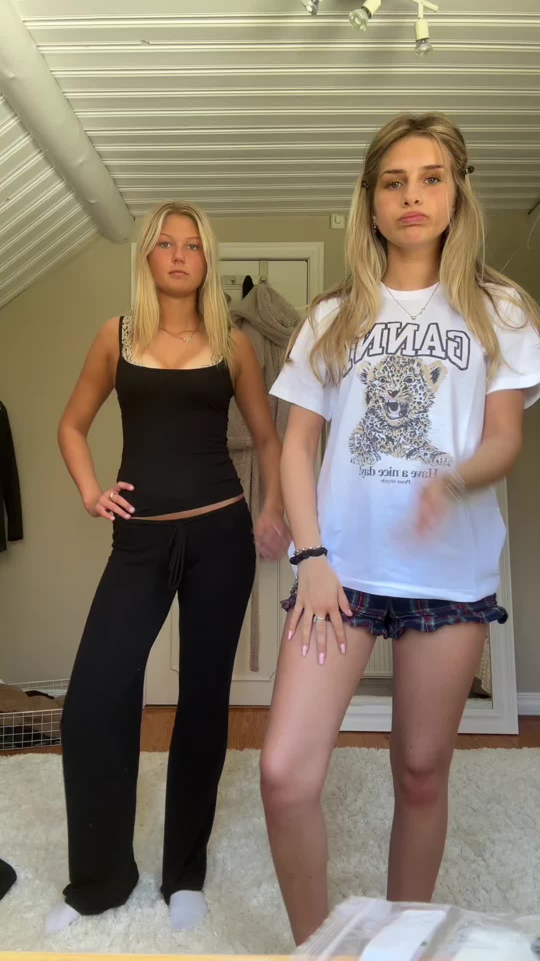 @😉
