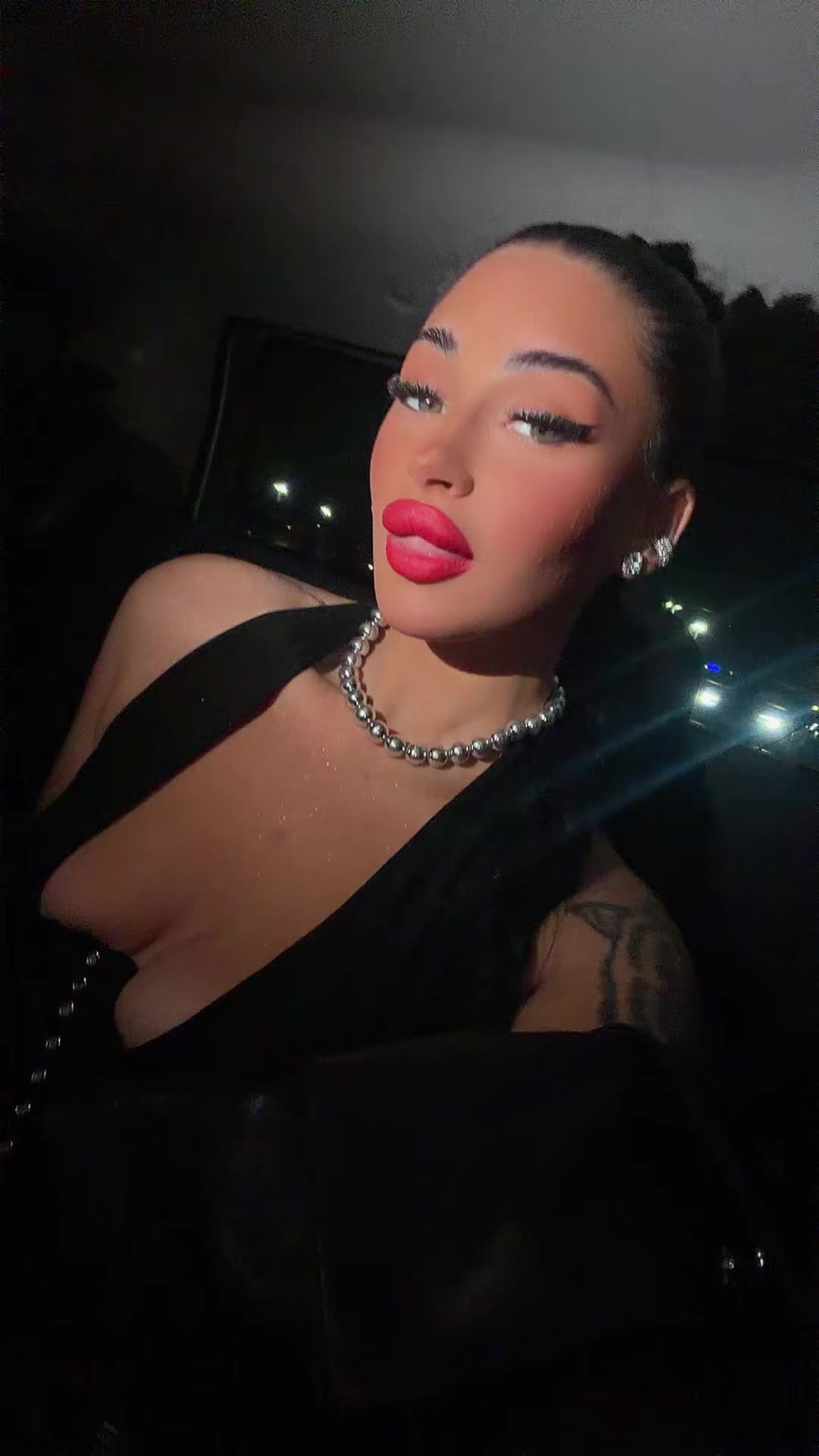 @lucry🍒