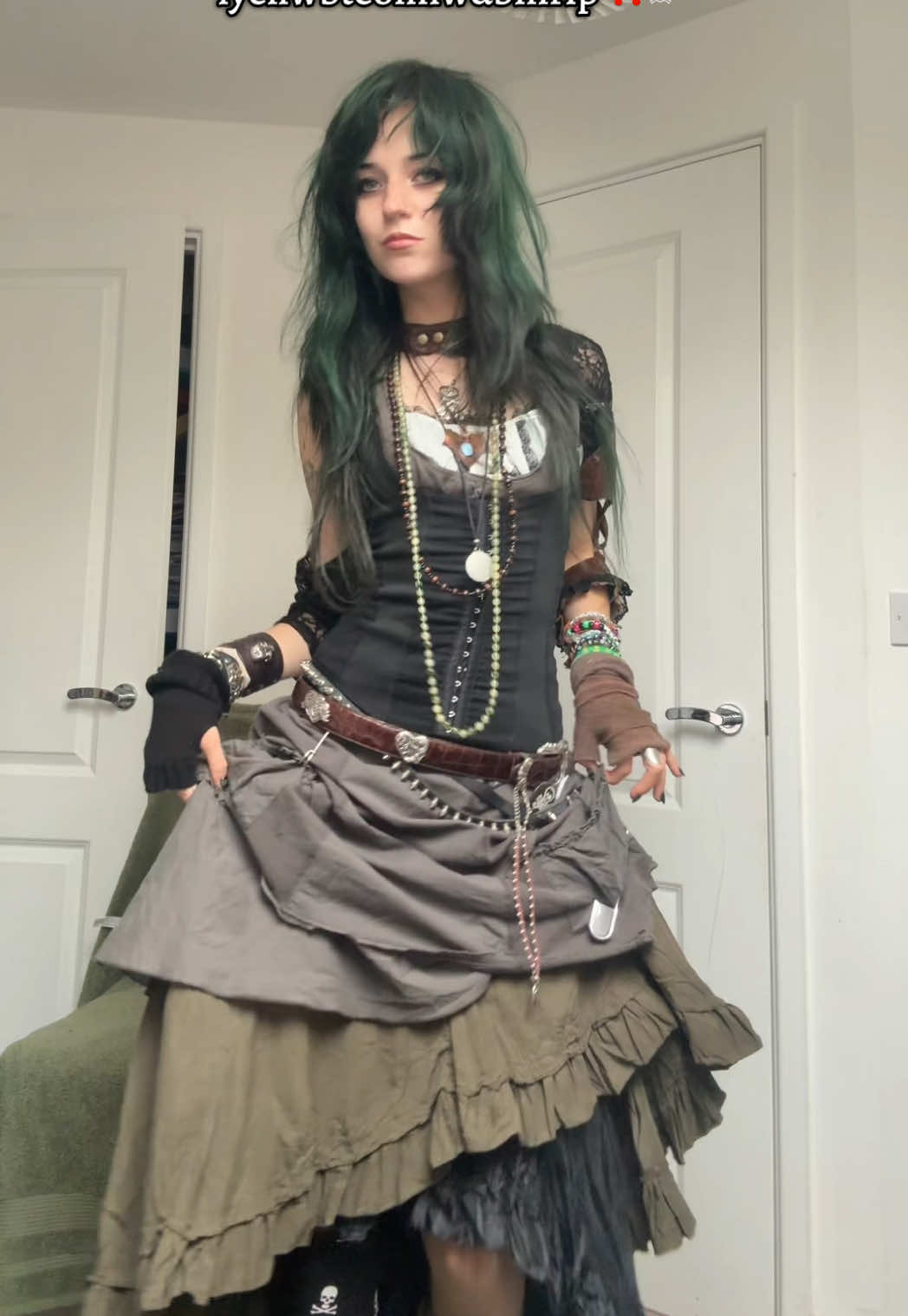 @bee ˚₊‧⁺⋆♱🦇