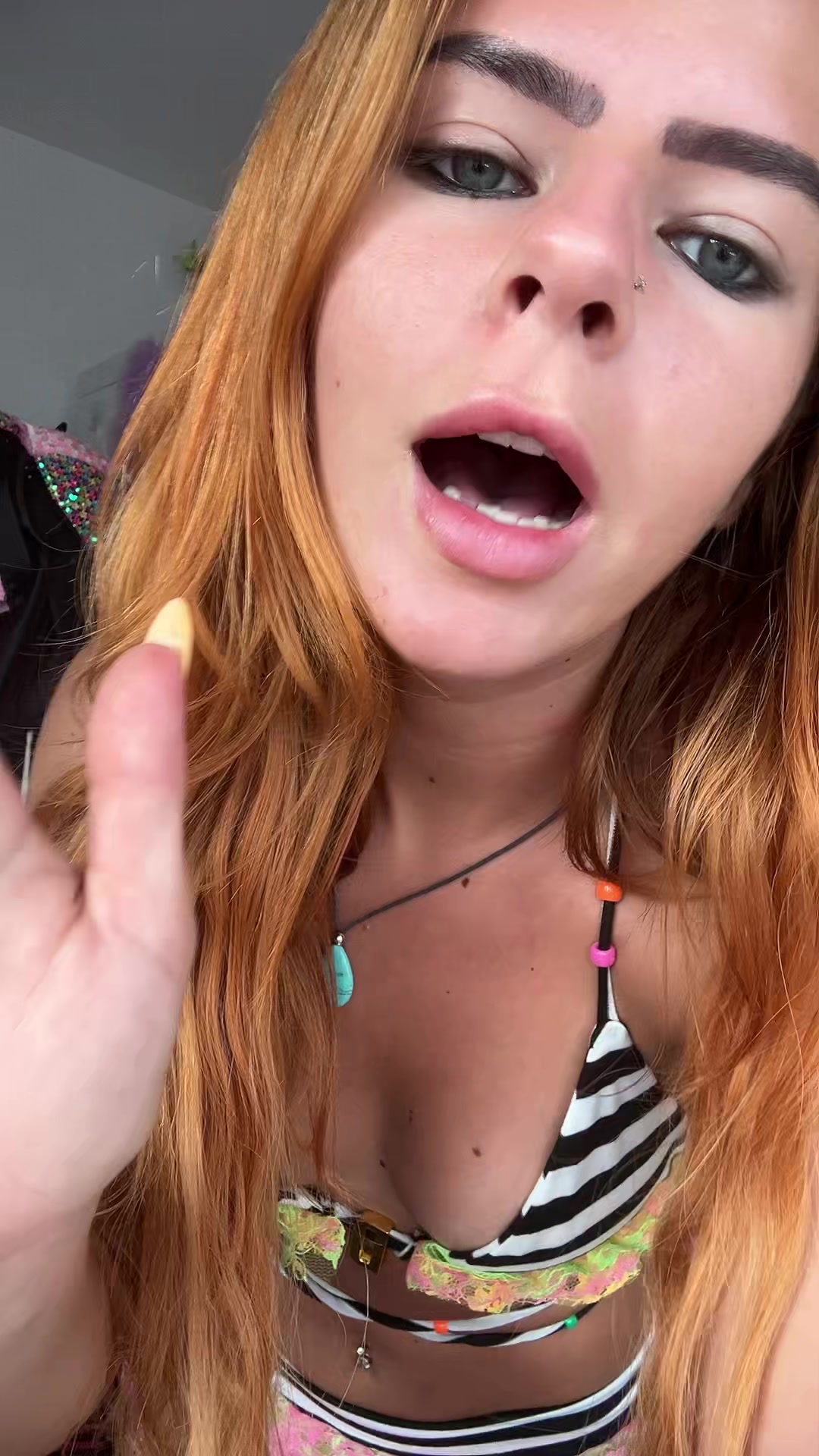 @⋆ ♱ ✩ Tegan Harris ✩ ♱ ⋆