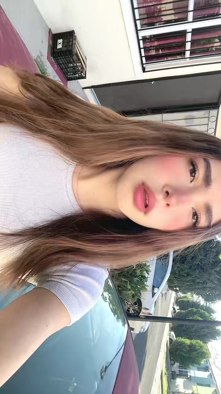 @𝓼𝓱𝓪𝓵𝓸𝓶 🎀🦁