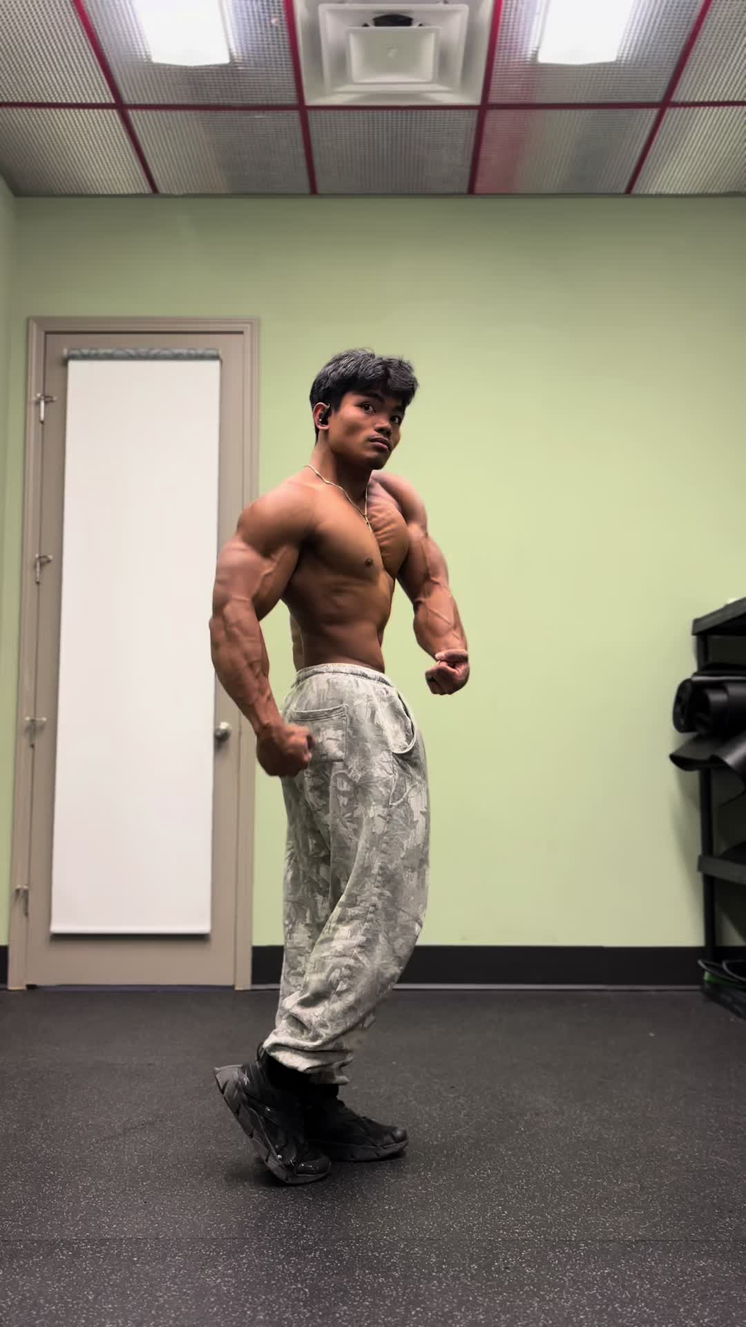 @Tiqui.Lifts