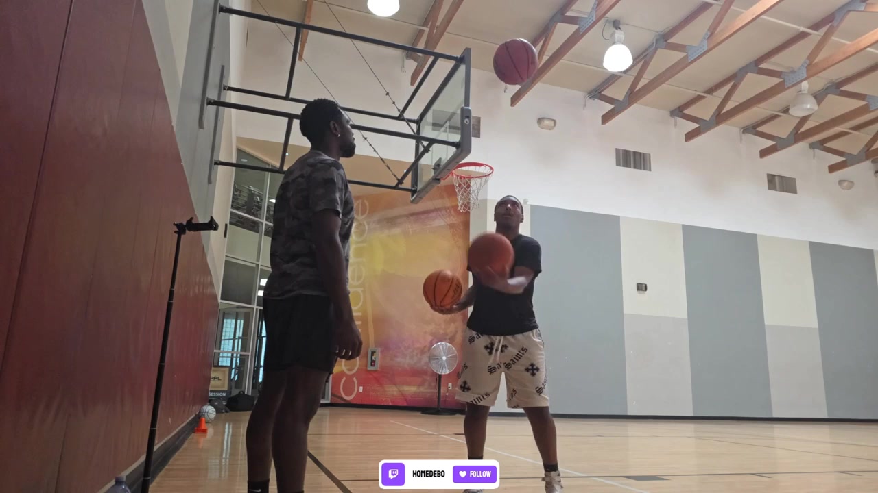 @HomeDebo | Twitch Streamer