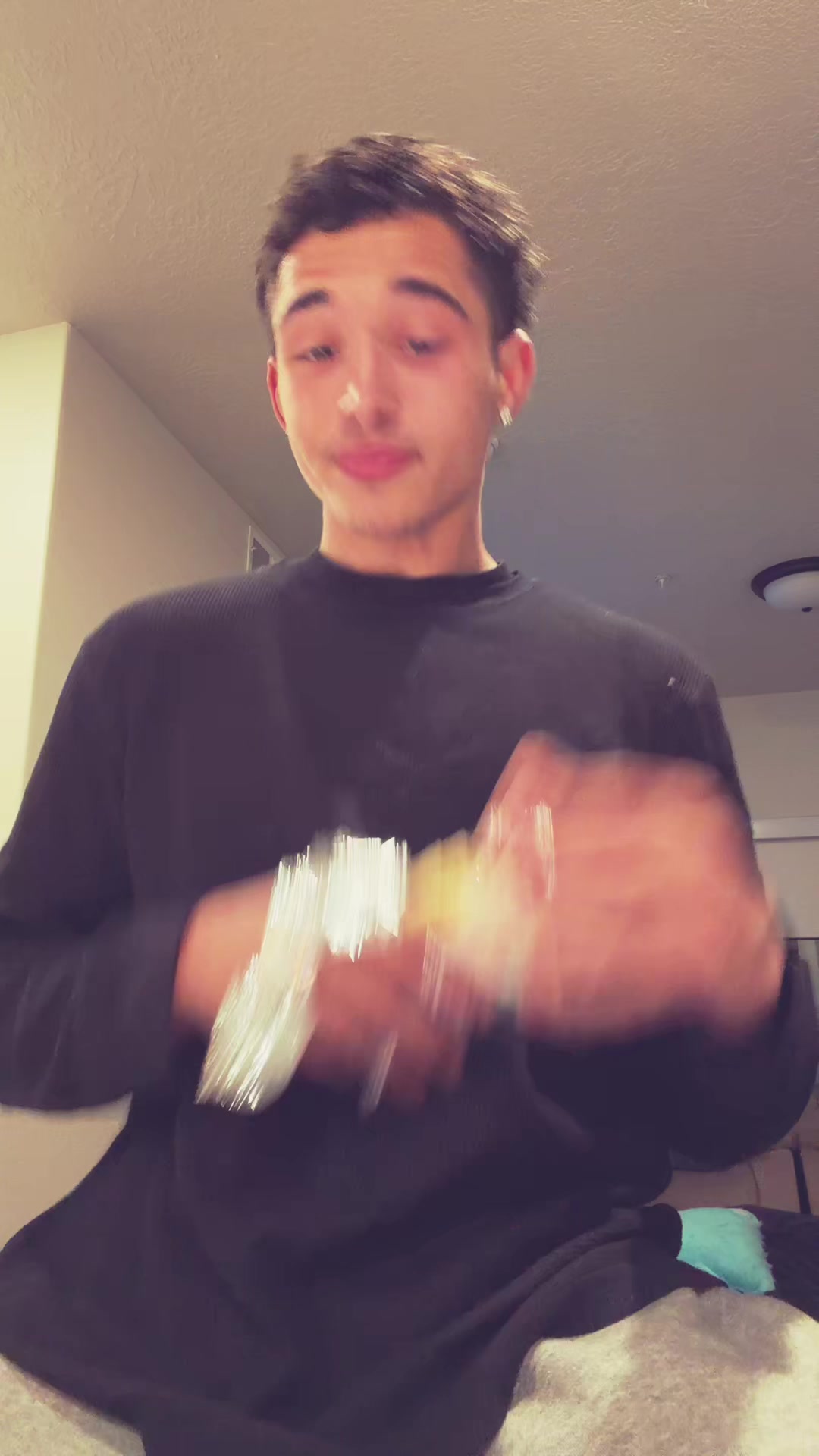 @️