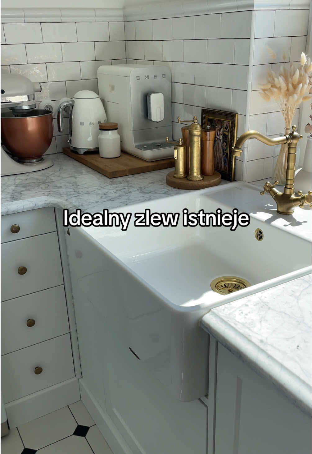 @Simplylifestory