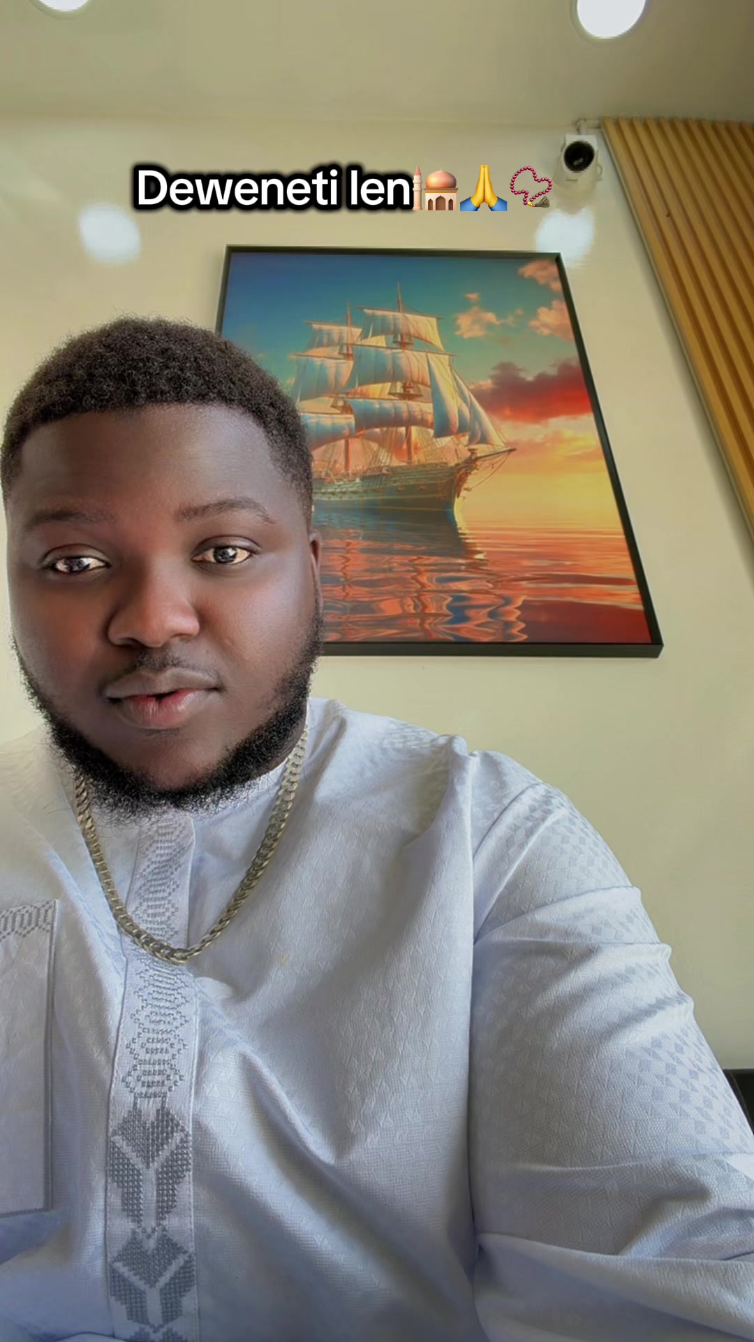 @Buy Apple 🇬🇲
