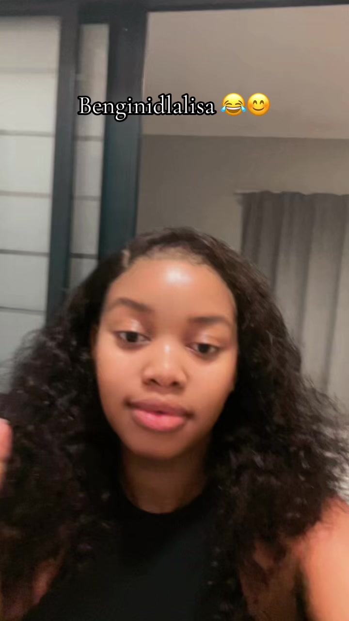 @Sas🦋