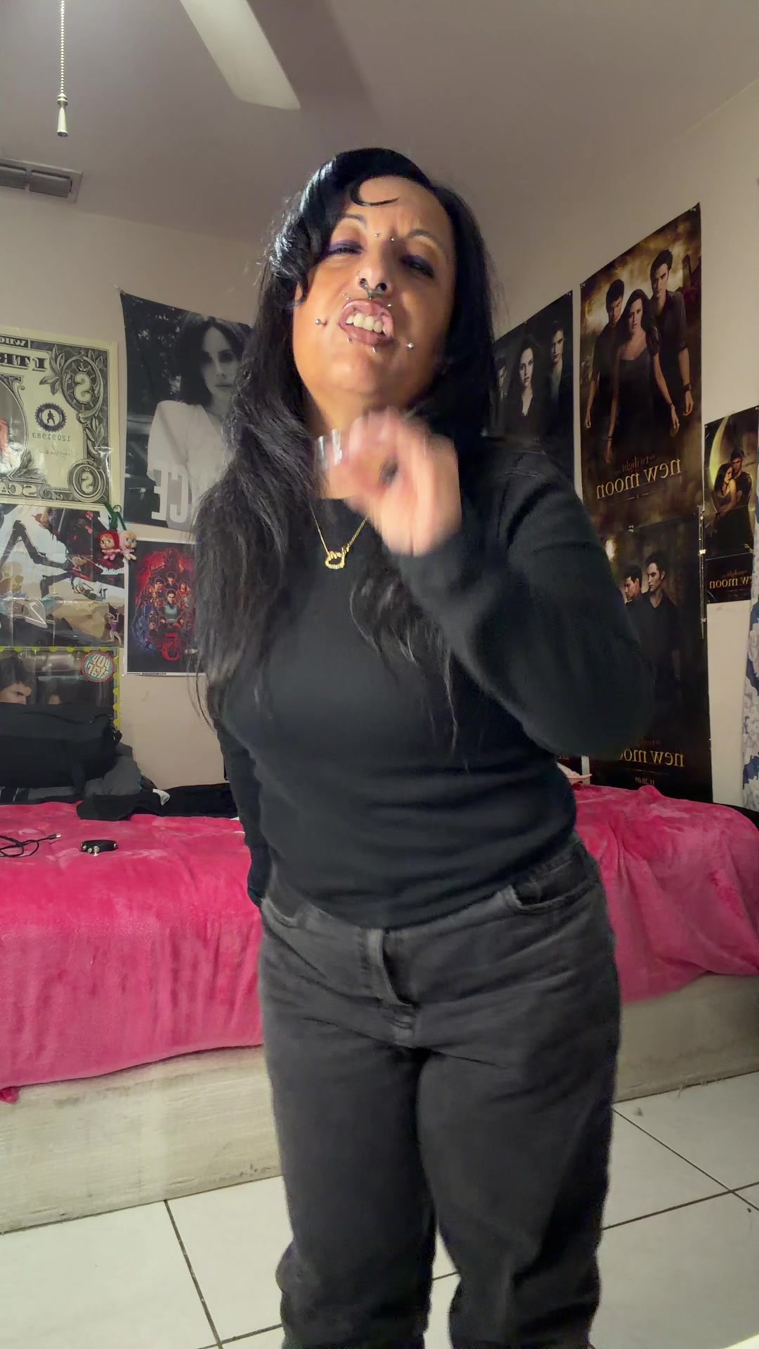 @draculapriestess