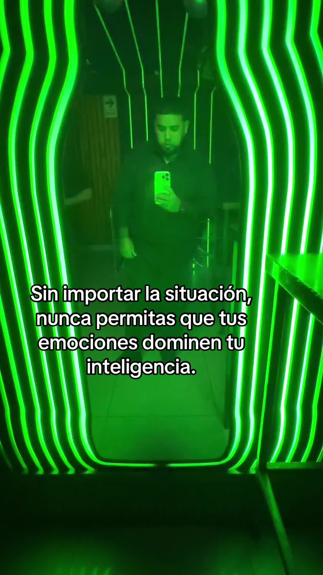 @douglas_hernandez1