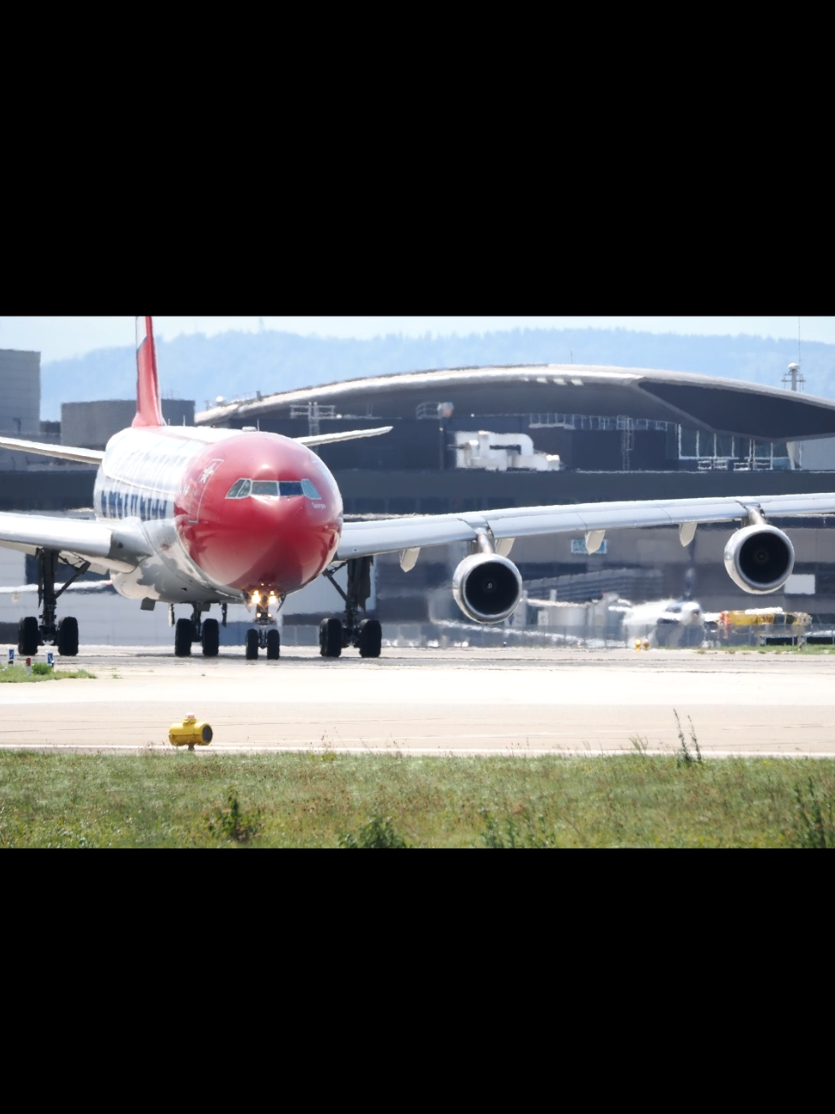 @RWY28