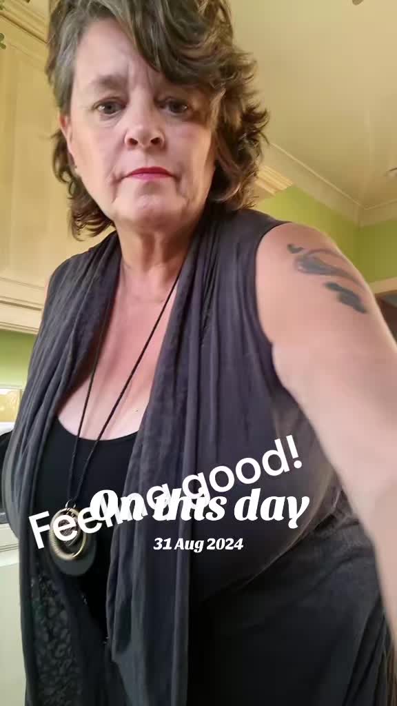 @bareessentialsjj