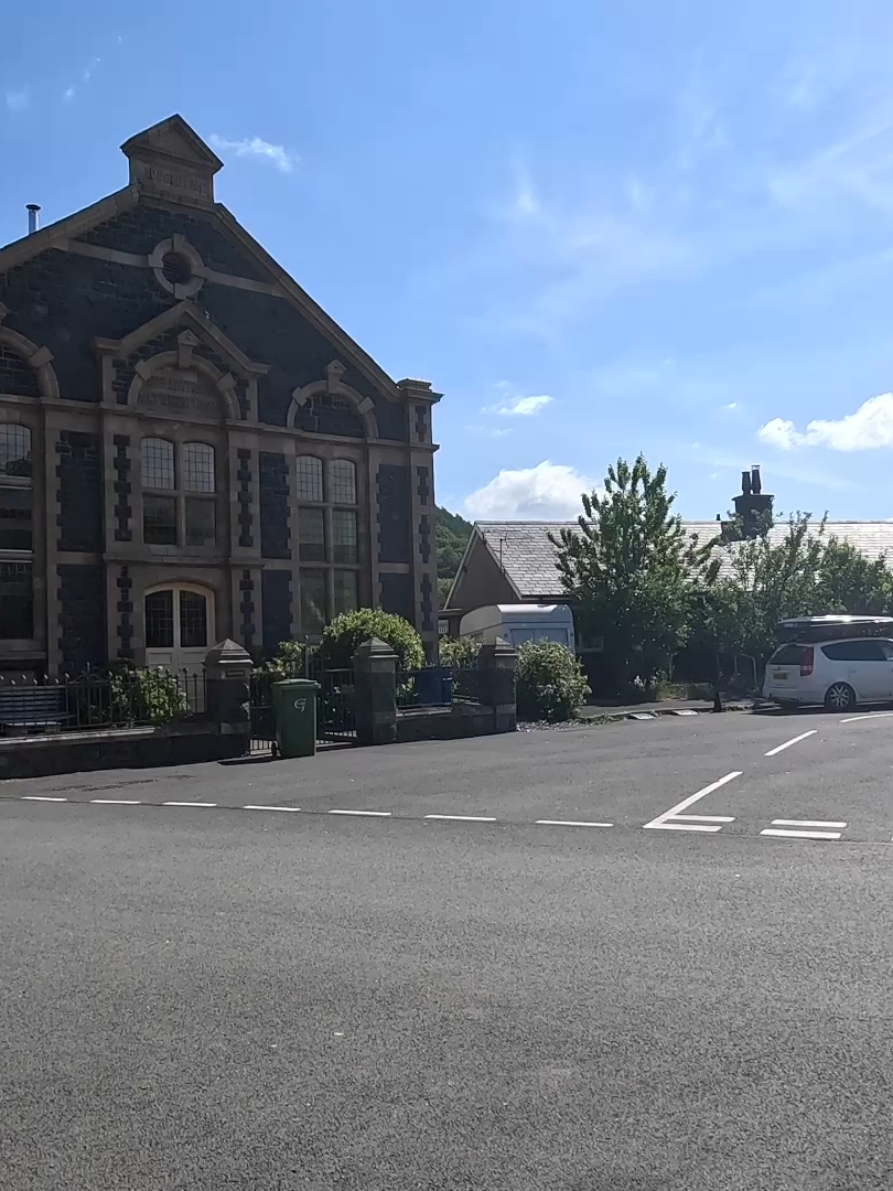 @northwaleswalkalong