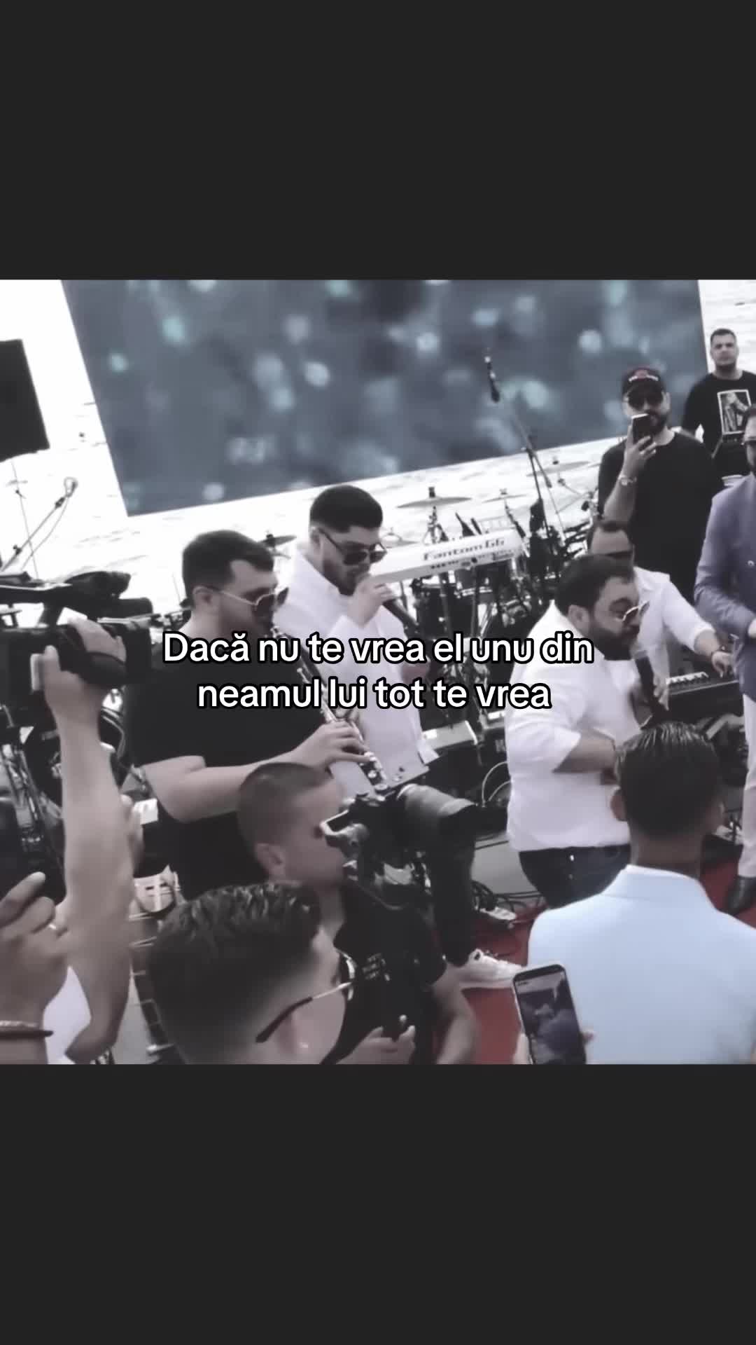 @Muzicaa