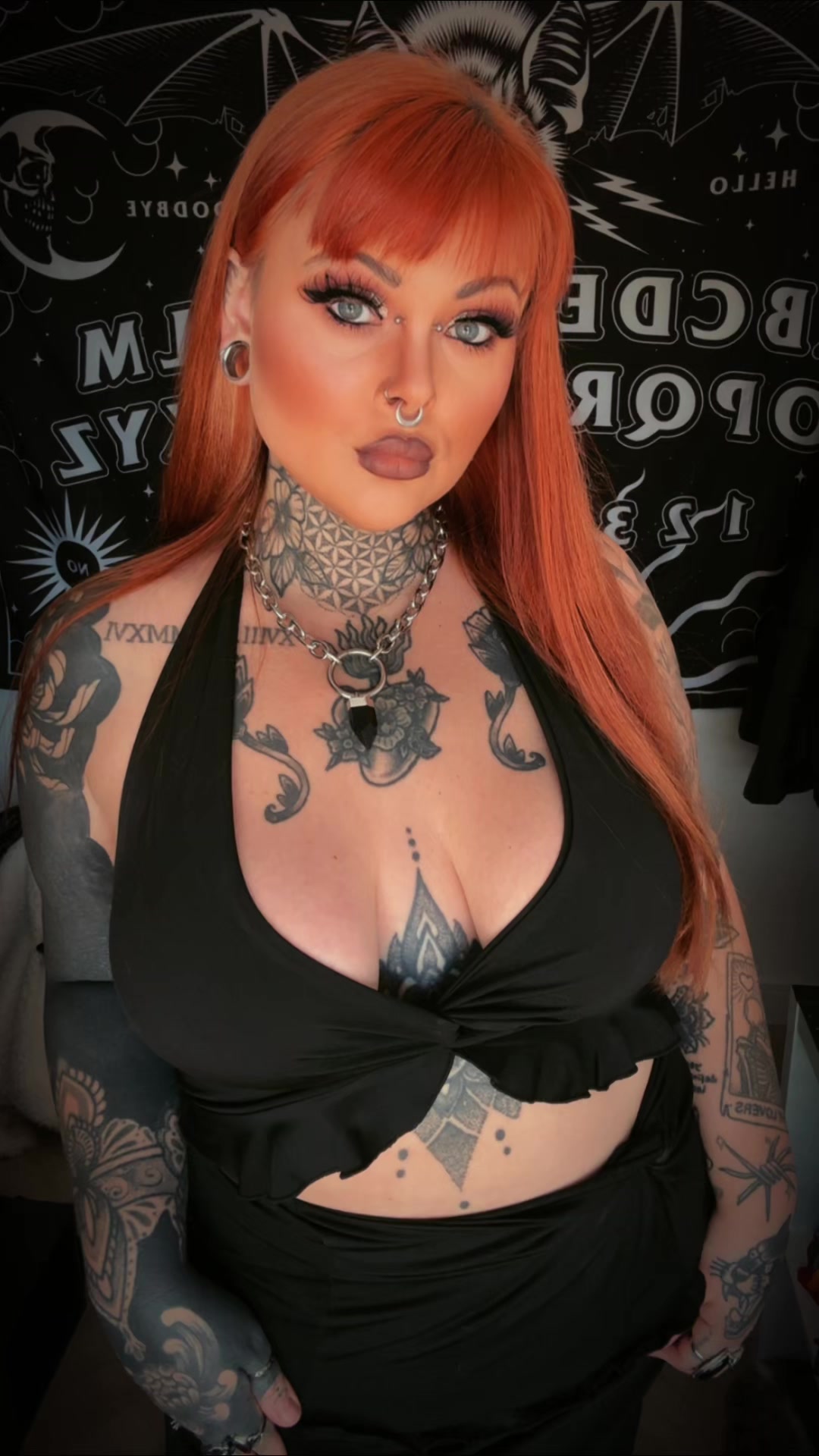 @𝔏𝔞𝔲𝔯𝔞 🥀