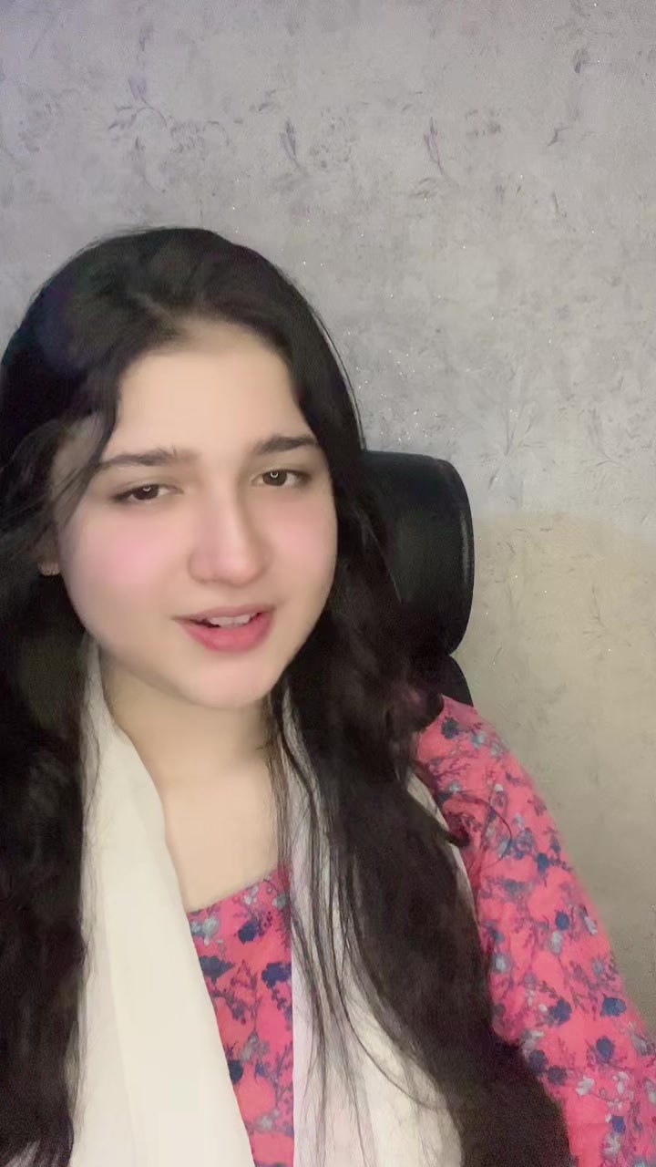@PRETTY GIRL🥰