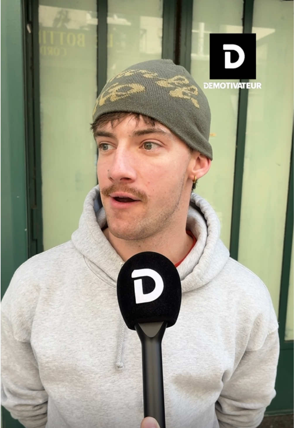 @Demotivateur