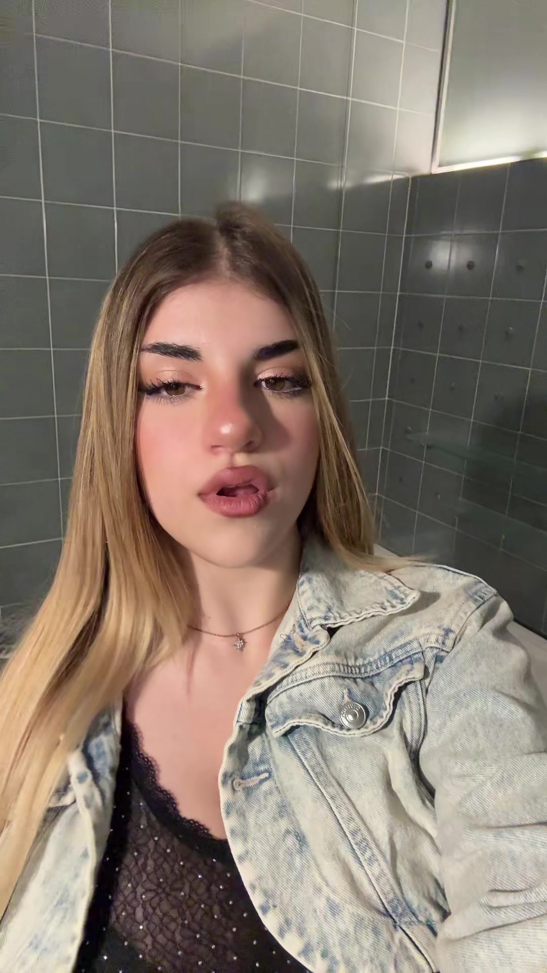 @Maria