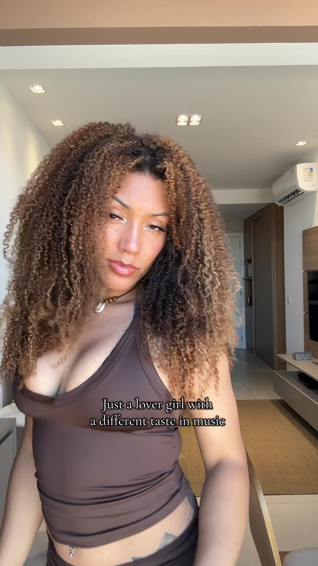 @sofaya233