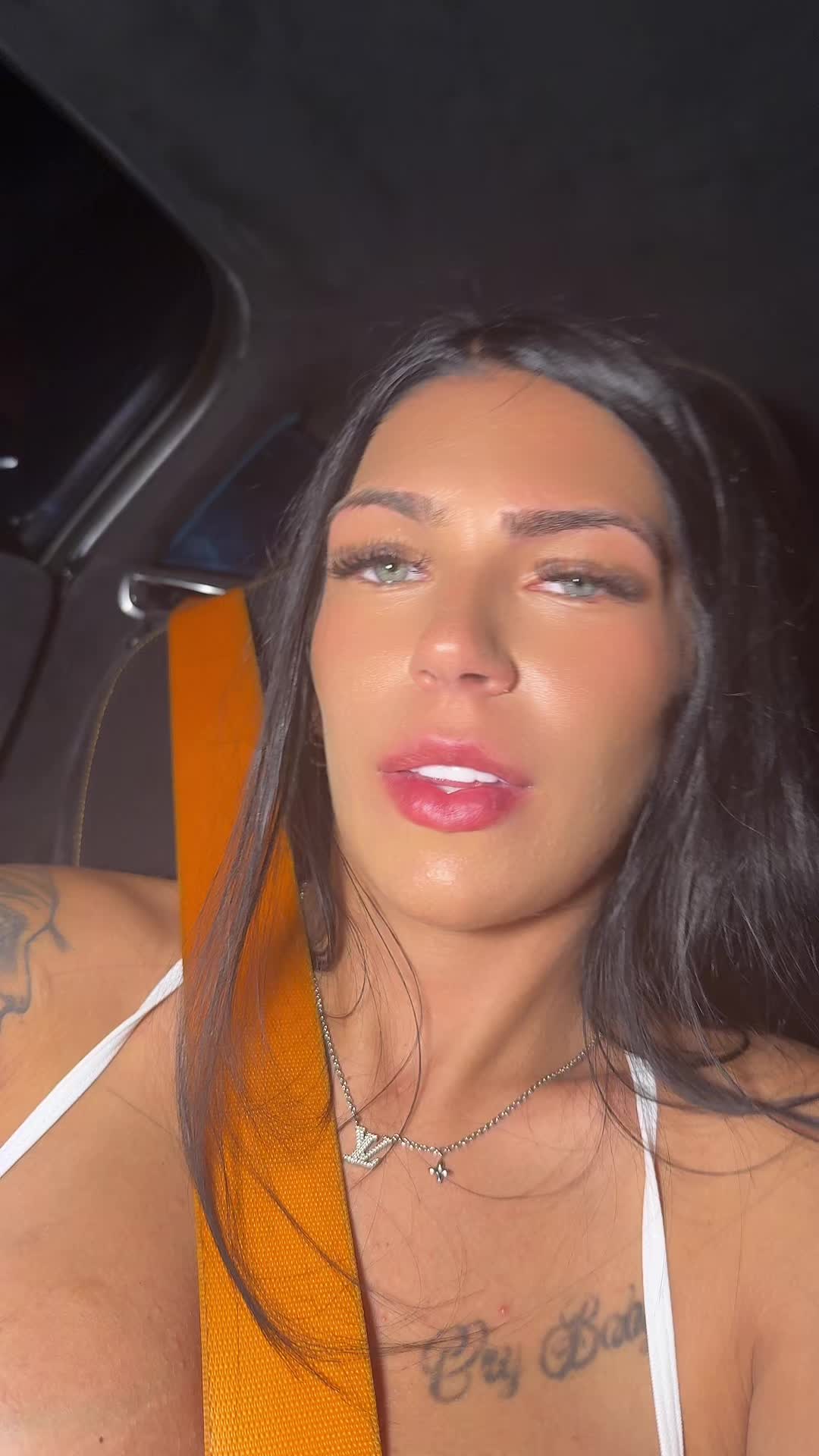 @cait rose 🤍