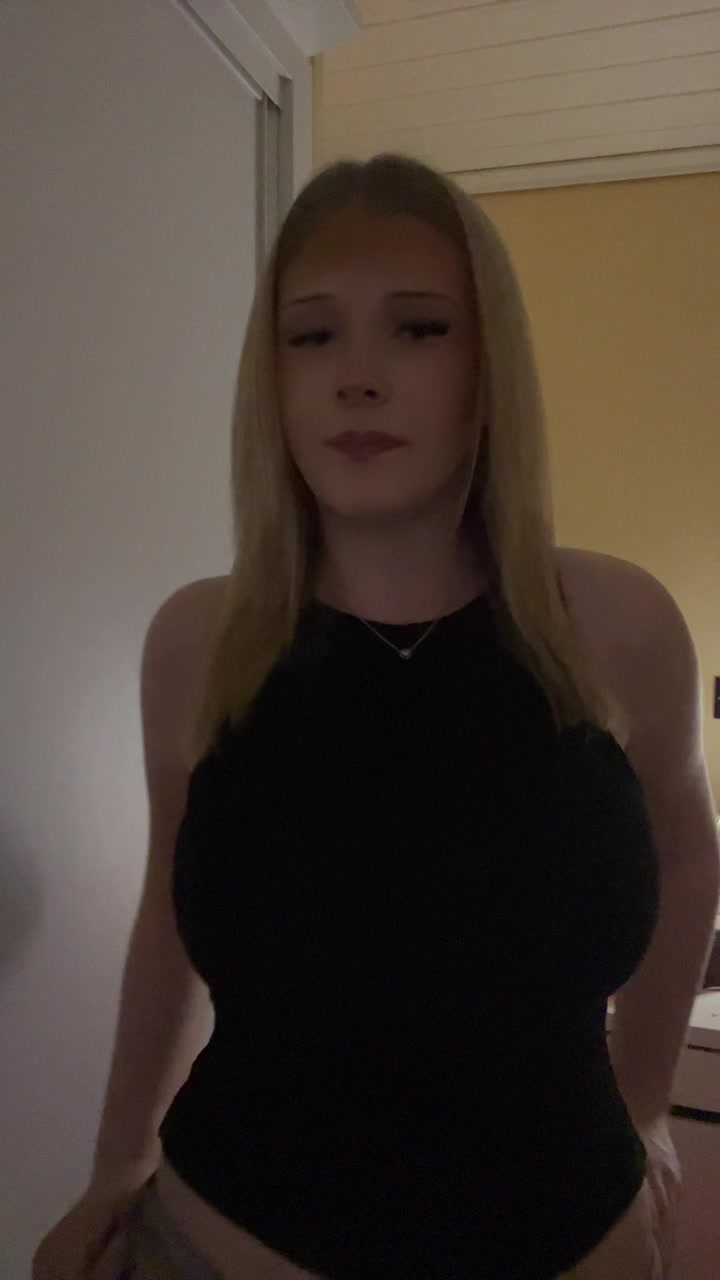 @𝓪𝓰𝓷𝓮𝓼😽