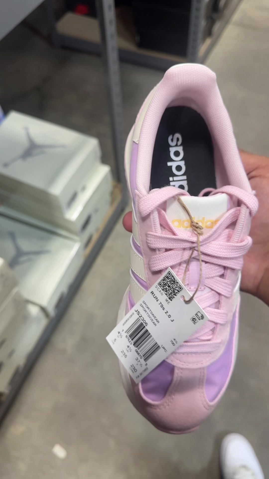 @Trending Sneakers