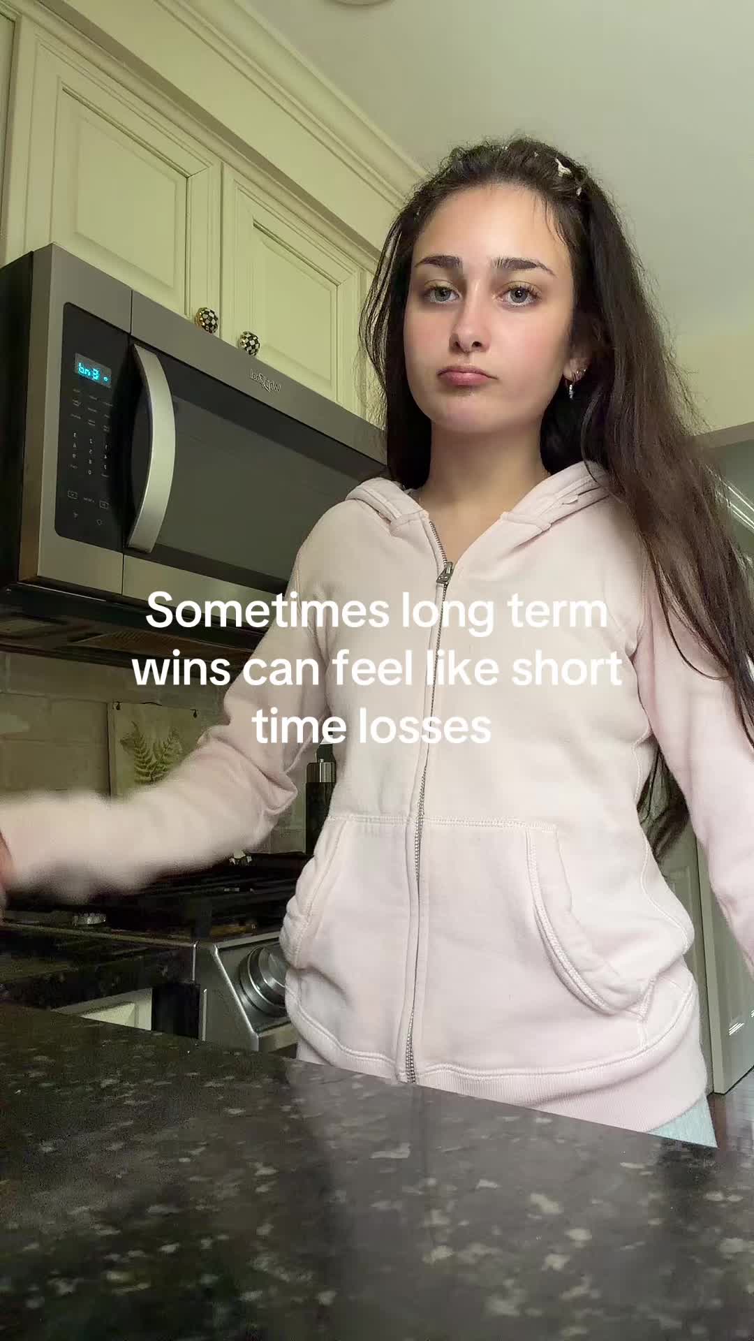 @🦦