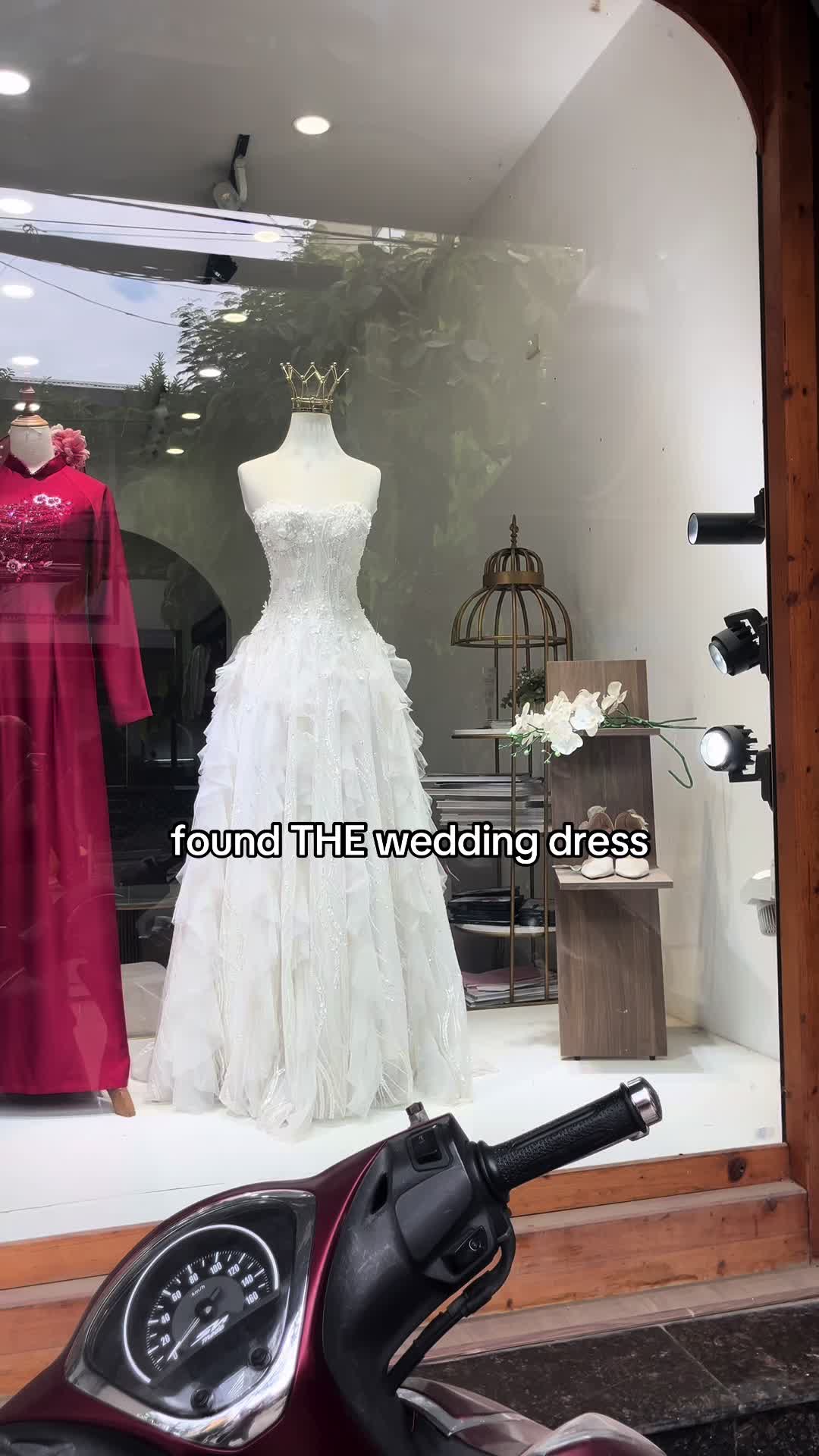 @Lara