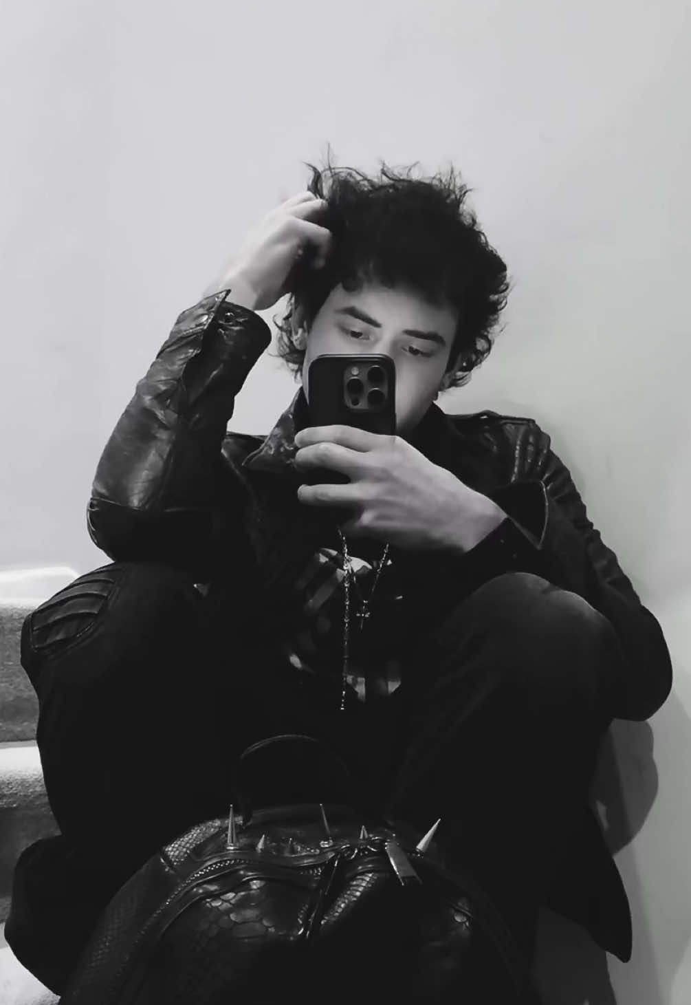 @Staywithtus