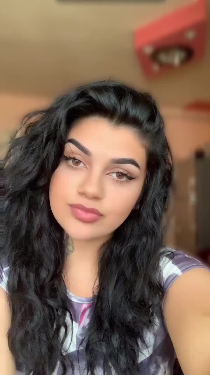 @👸🏻🖤Alessya Amira👸🏻🖤