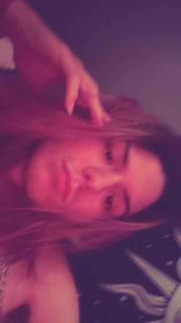 @lilh0m0fr