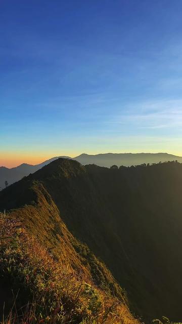 @LangitSenja_Trip