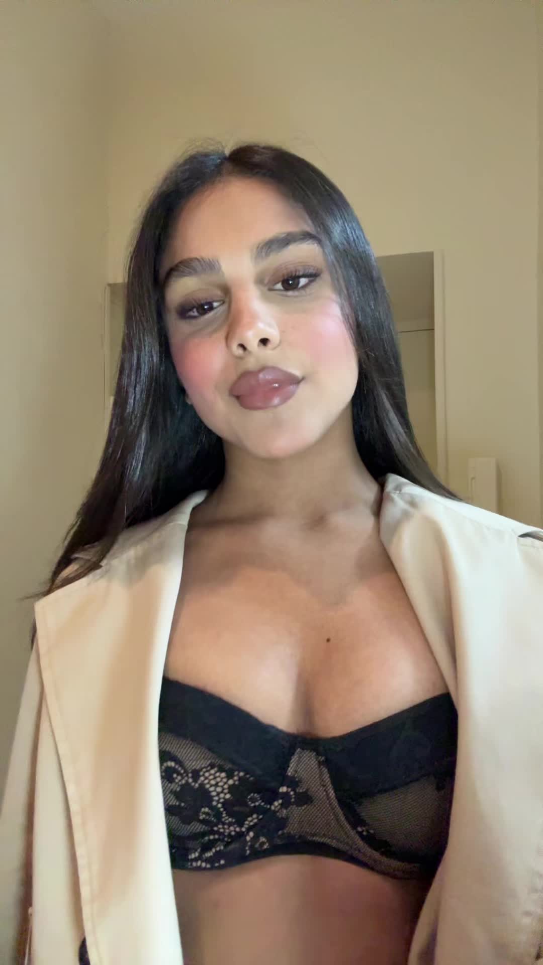 @_lollanasti_