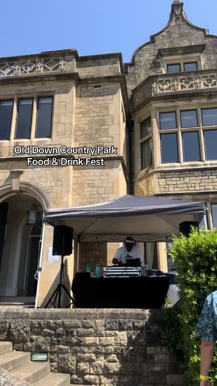 @Love For Bristol UK