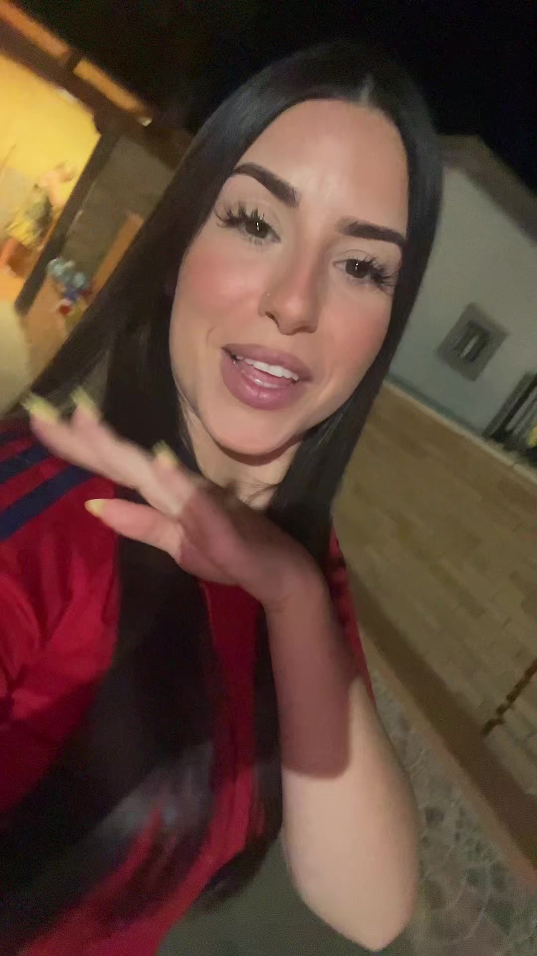 @carmenbrads