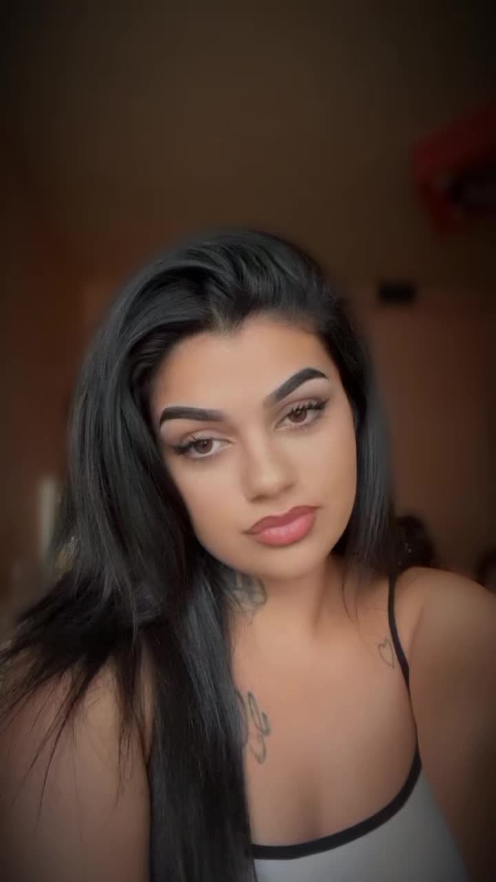 @👸🏻🖤Alessya Amira👸🏻🖤