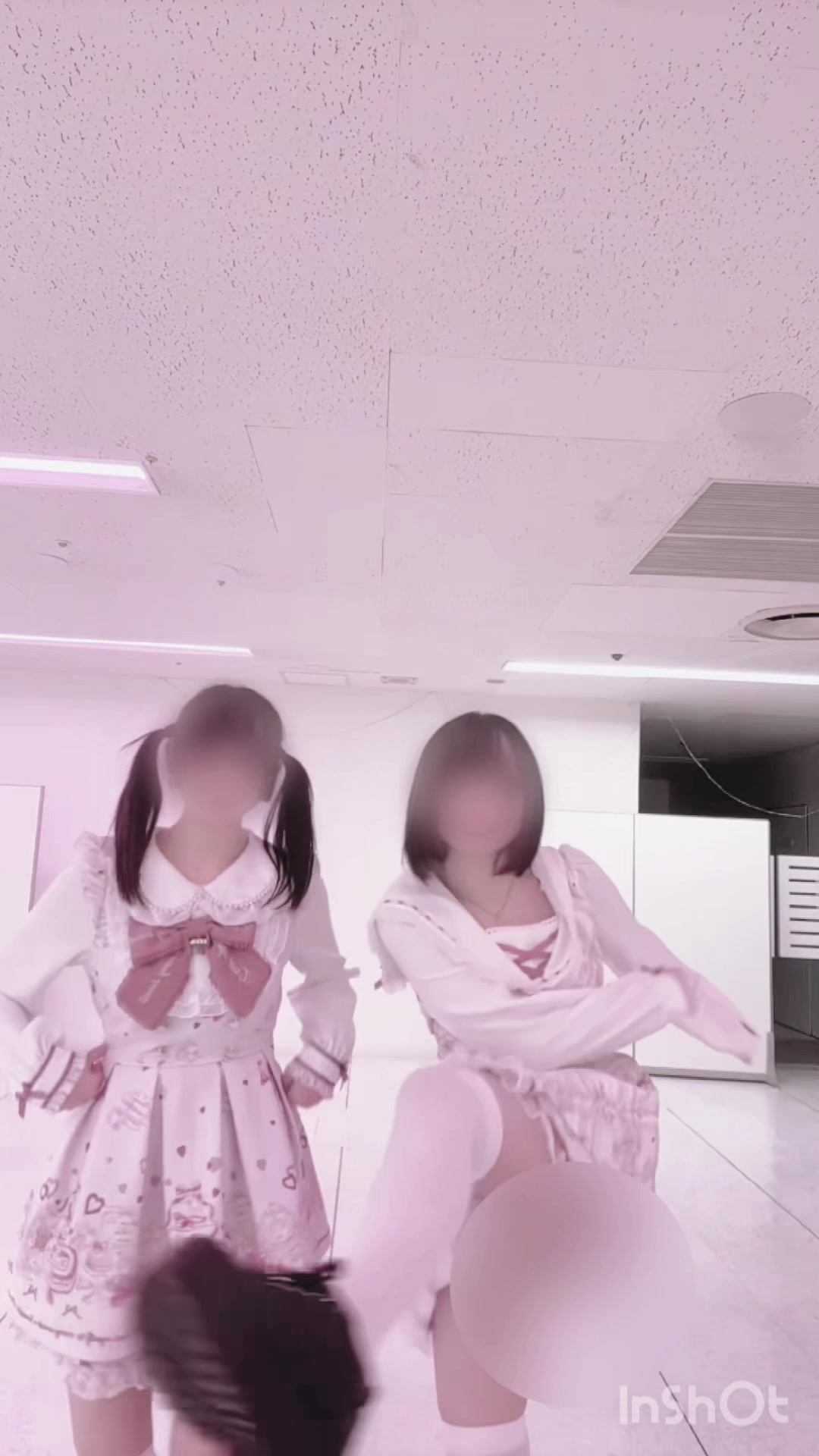 @ふぁんとむ