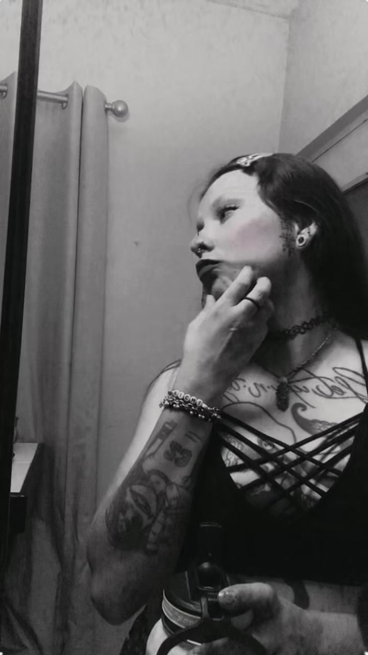 @𖤐MAGALY.IG23𖤐