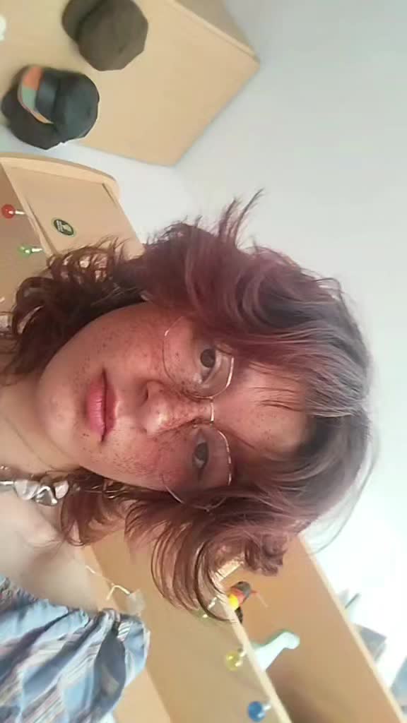 @니카🐸