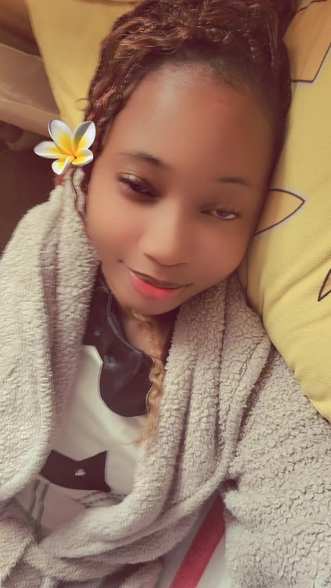 @ZARIELLE K 🎀💜🦋