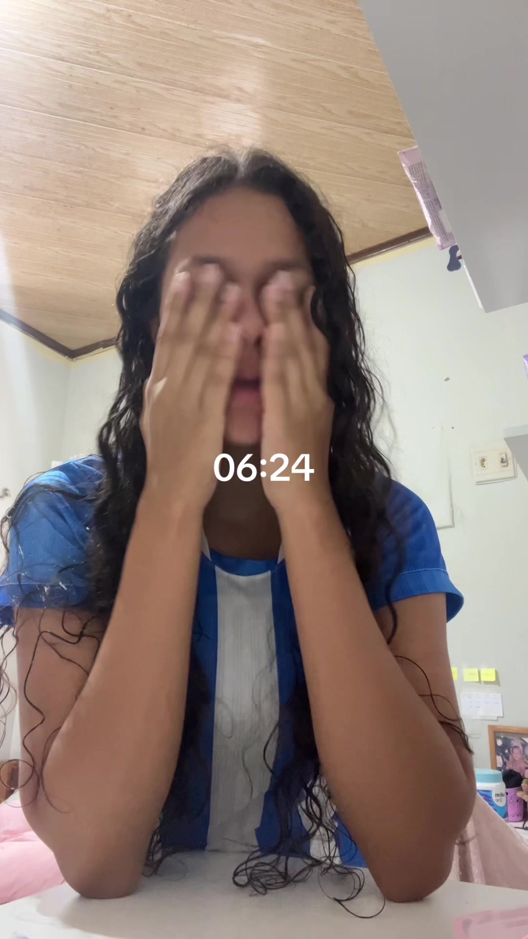 @Lara B