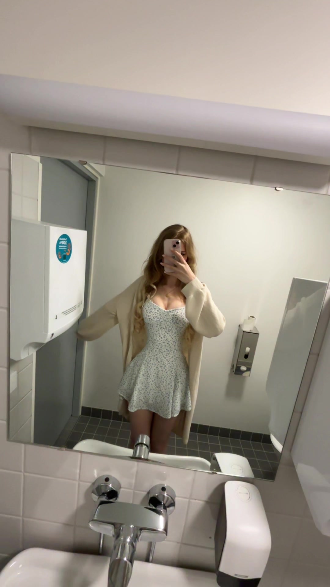 @Eva