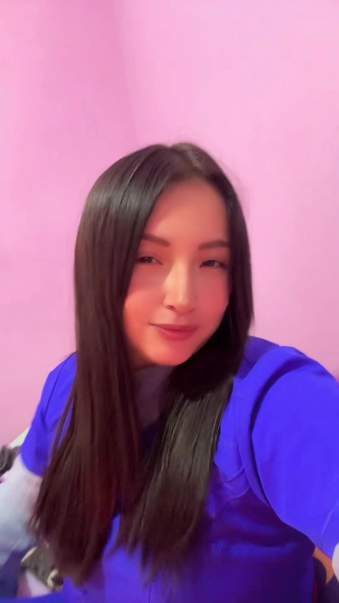 @karenllallire