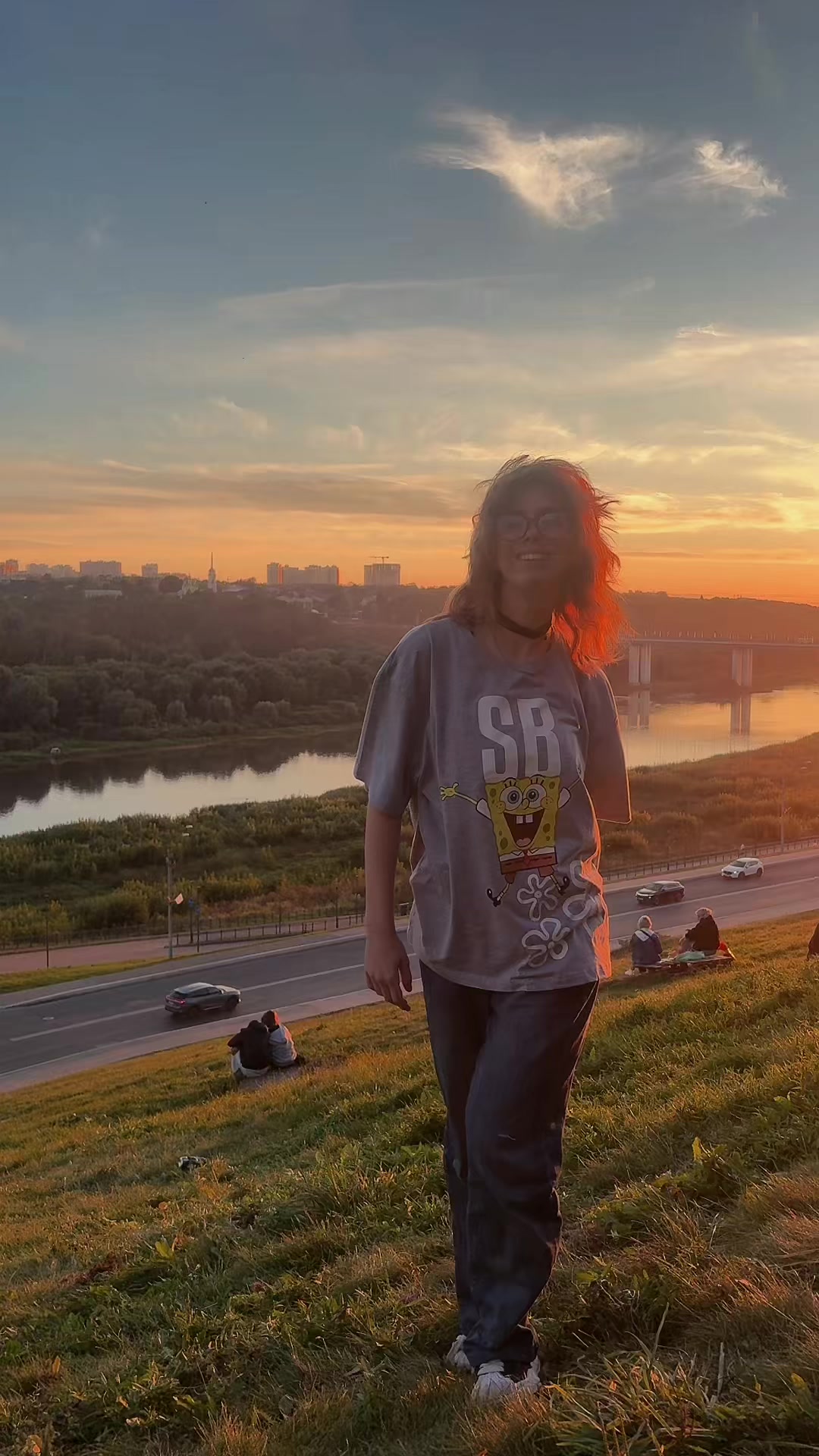 @онис
