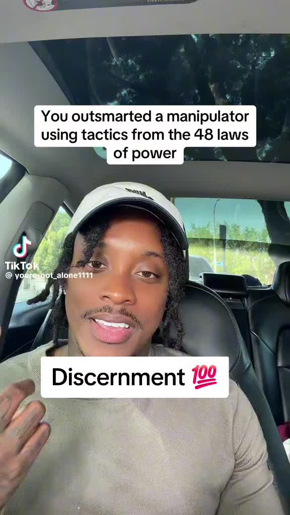 @StarrDustt