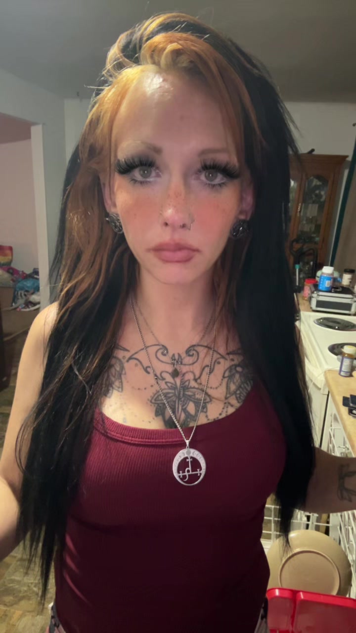 @little_miss_sm0kesal0t