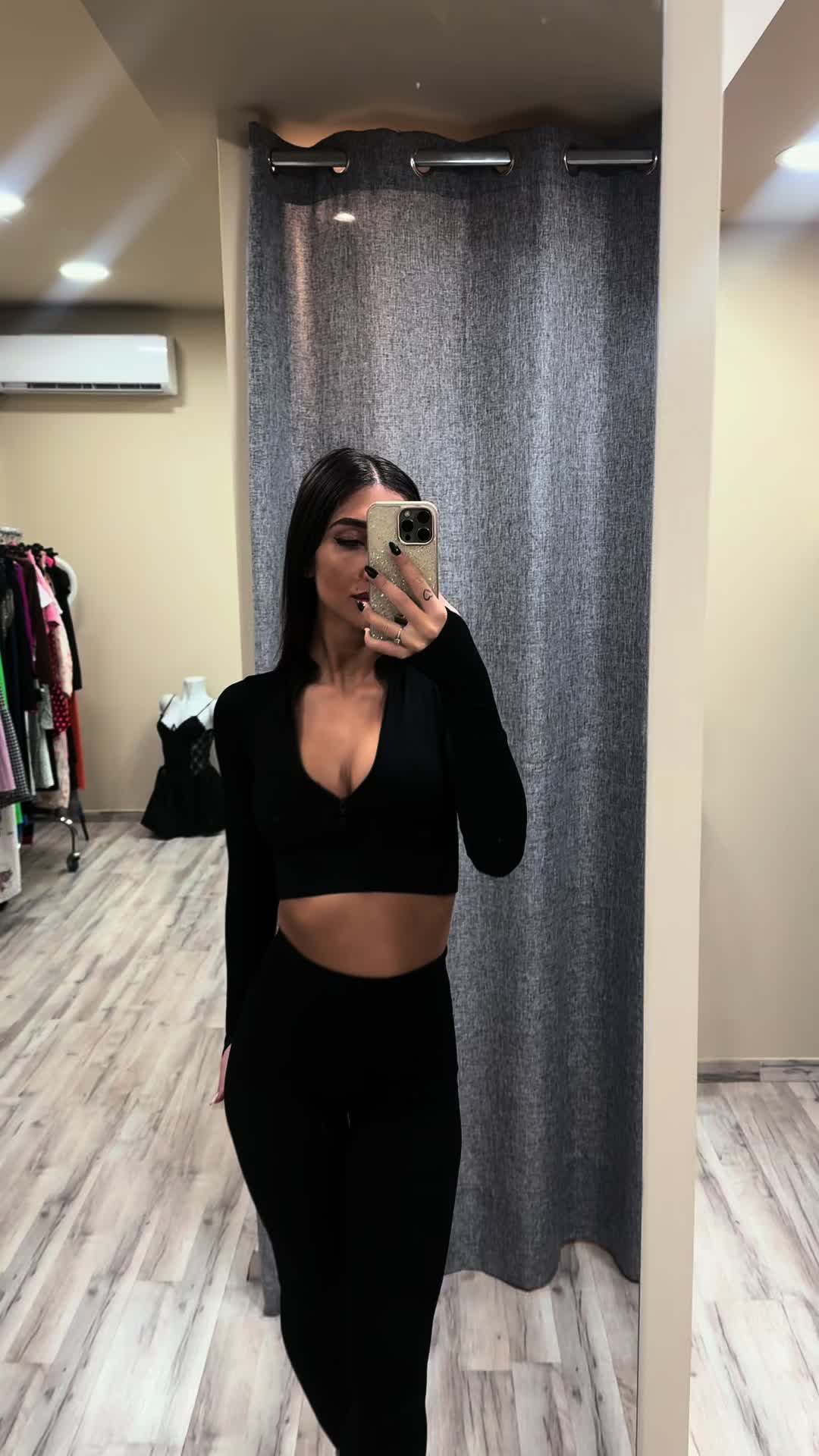@Elena Panagiwtou