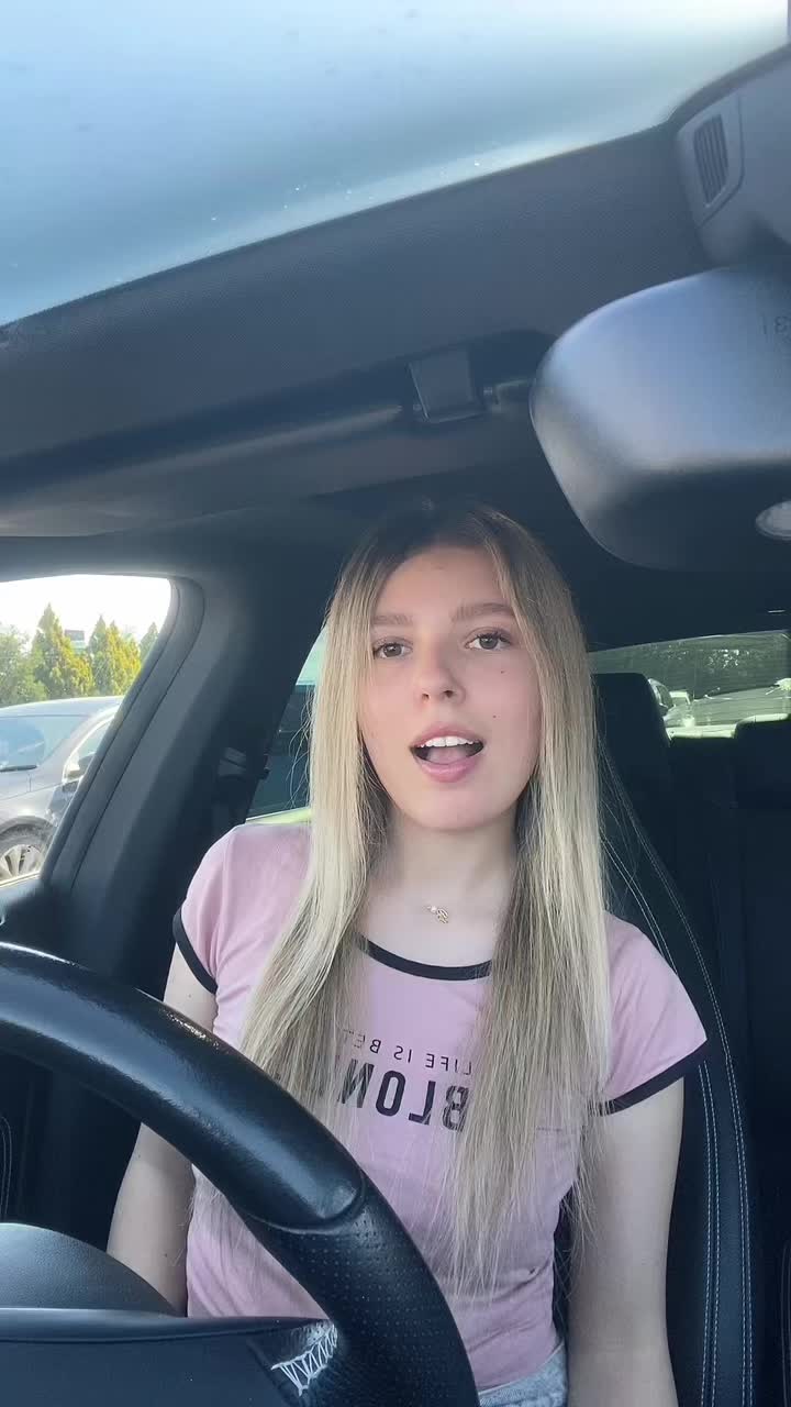 @Bianca🥶